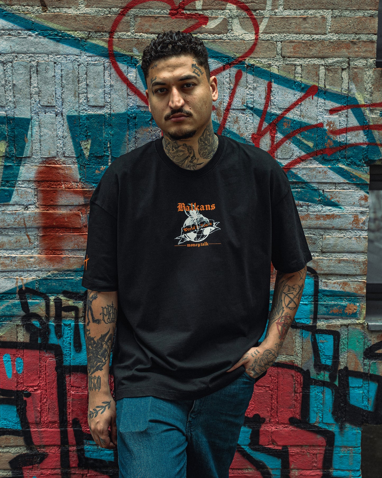 ISTOS X IDROGIOS Tee X Ortiz